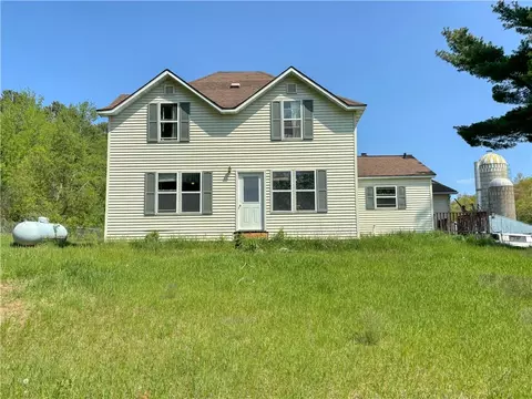 2058 12 Avenue Ave, Chetek, WI 54728