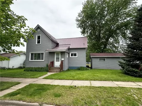 641 N Emery St, Stanley, WI 54768