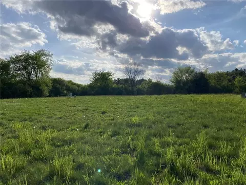 lot2 Willow Creek Pkwy, Chippewa Falls, WI 54729