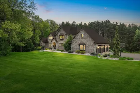 6355 Whitetail Dr, Eau Claire, WI 54701