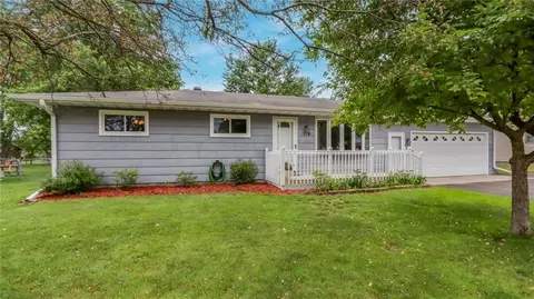 718 Lynn St, Chippewa Falls, WI 54729