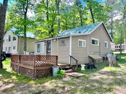 7056 N Lake Shore Dr #3, Couderay, WI 54828