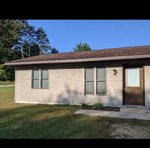 207 N Bridge St #207/209, Wheeler, WI 54772