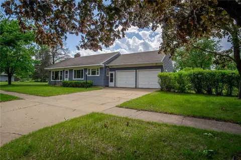 2222 Agnes St, Eau Claire, WI 54701