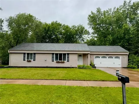 4150 Meadow Ln, Eau Claire, WI 54701