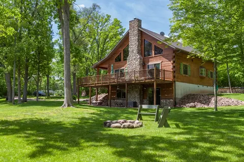 w6828 Little Valley Road, Spooner, WI 54801