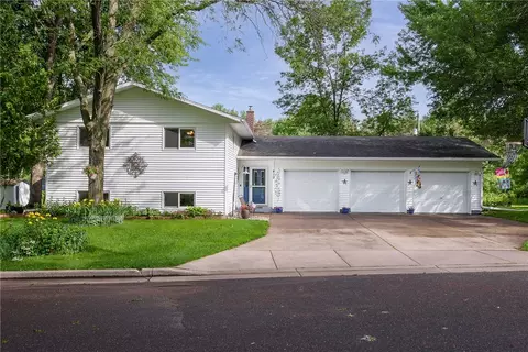 419 Dodge St, Stanley, WI 54768
