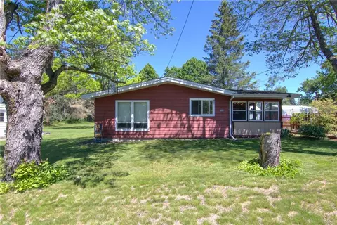 220 Washington Ave, Bruce, WI 54819