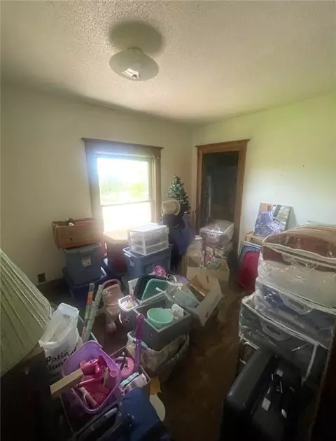 Bedroom - 401 E 1st St, Stanley, WI 54768 photo 3 of 5