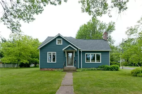 316 W Humbird St, Rice Lake, WI 54868