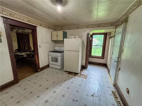 Kitchen - 7 E Franklin Ave, Barron, WI 54812 photo 1 of 2