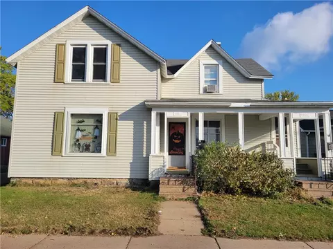 908 Water St #1-2, Eau Claire, WI 54703
