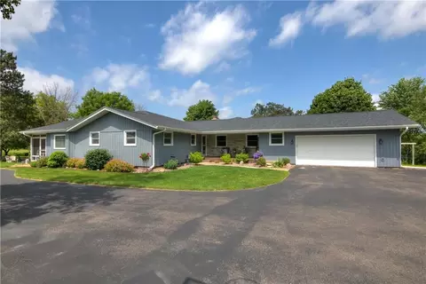 6160 Graff Rd, Eau Claire, WI 54701