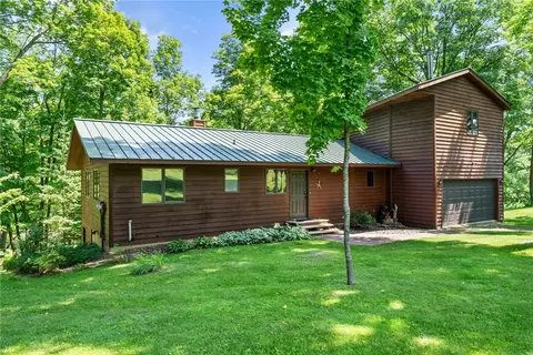 2767 1 12 St, Cumberland, WI 54829