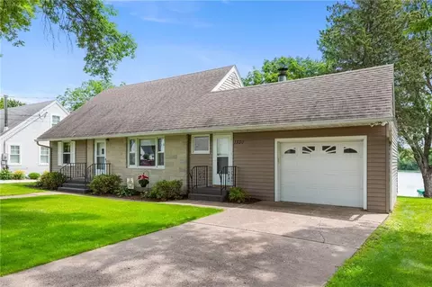 1330 Comstock Ave, Cumberland, WI 54829