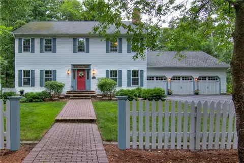 3728 Timber Creek Ct, Eau Claire, WI 54701