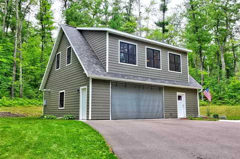 5577 Lake Rd, Stone Lake, WI 54876