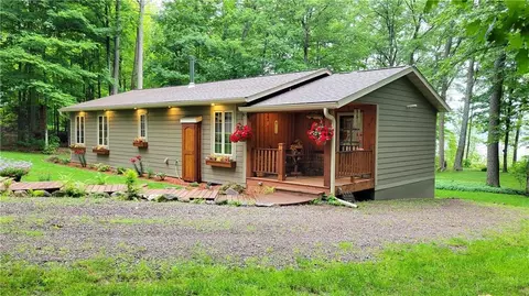 15506 W Holly Lake Ln, Stone Lake, WI 54876