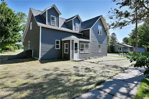 301 6th Ave, Shell Lake, WI 54871