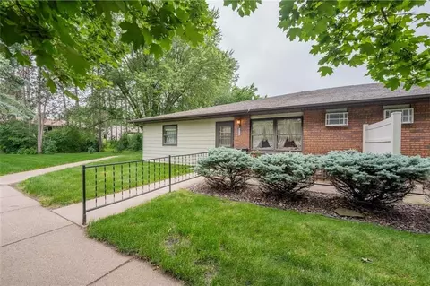3223 Garner St #3, Eau Claire, WI 54701