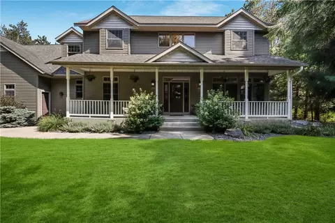 1339 Oakcrest Dr, Eau Claire, WI 54701