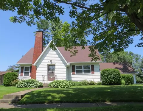 Exterior - 403 E Main St, Thorp, WI 54771 photo 3 of 5