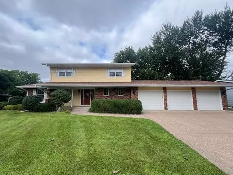 3018 Sherman St, Eau Claire, WI 54701