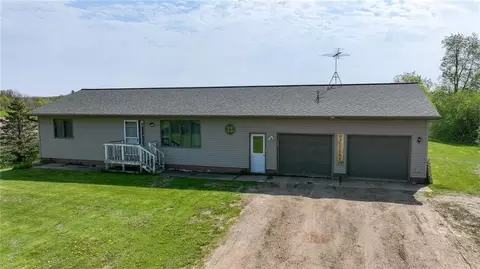 1251 7th St, Almena, WI 54805