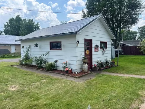 625 Main St, Cornell, WI 54732 photo 3