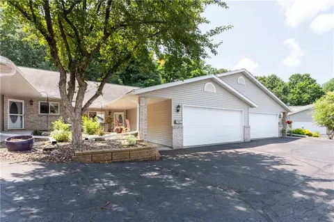 3423 Mcelroy Ct, Eau Claire, WI 54701