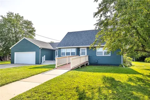 34 N 4th St, Black River Falls, WI 54615