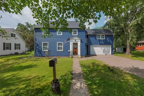 401 Menasha Ave E, Ladysmith, WI 54848