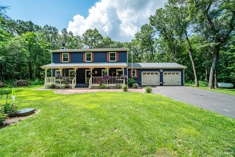w989 Cedar Road, Eau Claire, WI 54701