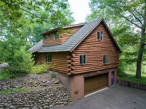 8699 Pond View Drive, Shell Lake, WI 54871