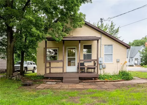 825 E Grand Ave, Eau Claire, WI 54701