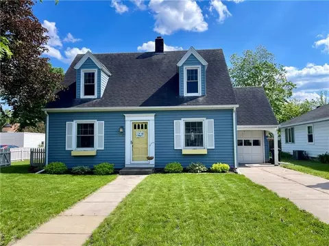 1615 Main St, Eau Claire, WI 54701