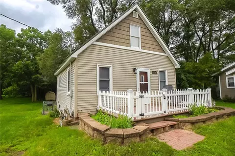 519 Cedar St, Eau Claire, WI 54703