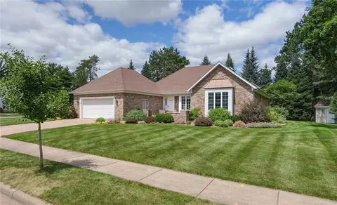 1404 Timber Rd, Eau Claire, WI 54701