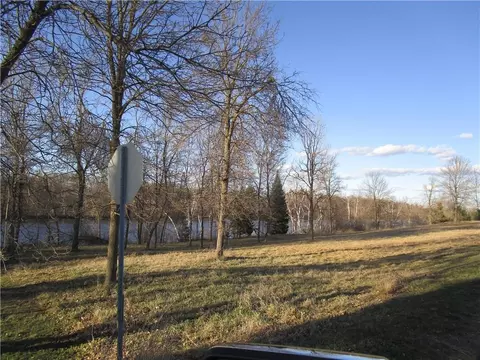 000 Bruno Ave E, Ladysmith, WI 54848