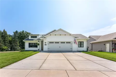 2907 Drier Rd, Eau Claire, WI 54701