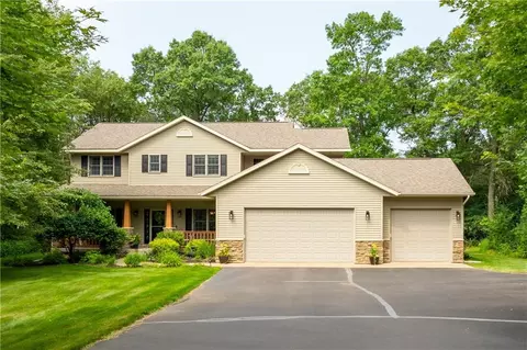 6728 189th St E, Chippewa Falls, WI 54729