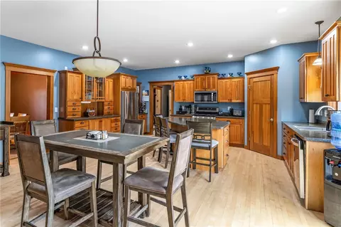 s8650 Heartwood Drive, Eleva, WI 54738 photo 10
