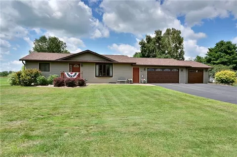 104 Reinhart Dr, Shell Lake, WI 54871