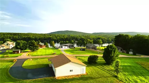 W9514 Stansbury Road, Holcombe, WI 54745