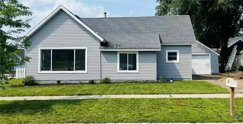 1028 Garfield Ave, Altoona, WI 54720
