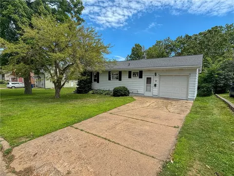 58 S 1st St, Barron, WI 54812