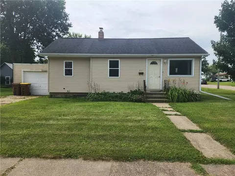 697 W Hudson St, Mondovi, WI 54755