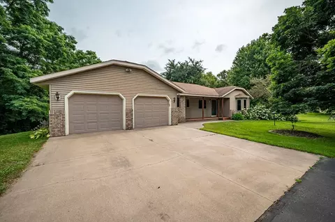 w9866 795th Avenue, River Falls, WI 54022