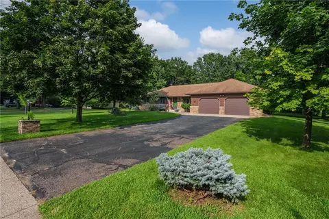 3521 Ellis St, Eau Claire, WI 54701