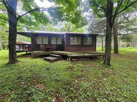 1952 Boyd Ln, Barronett, WI 54813